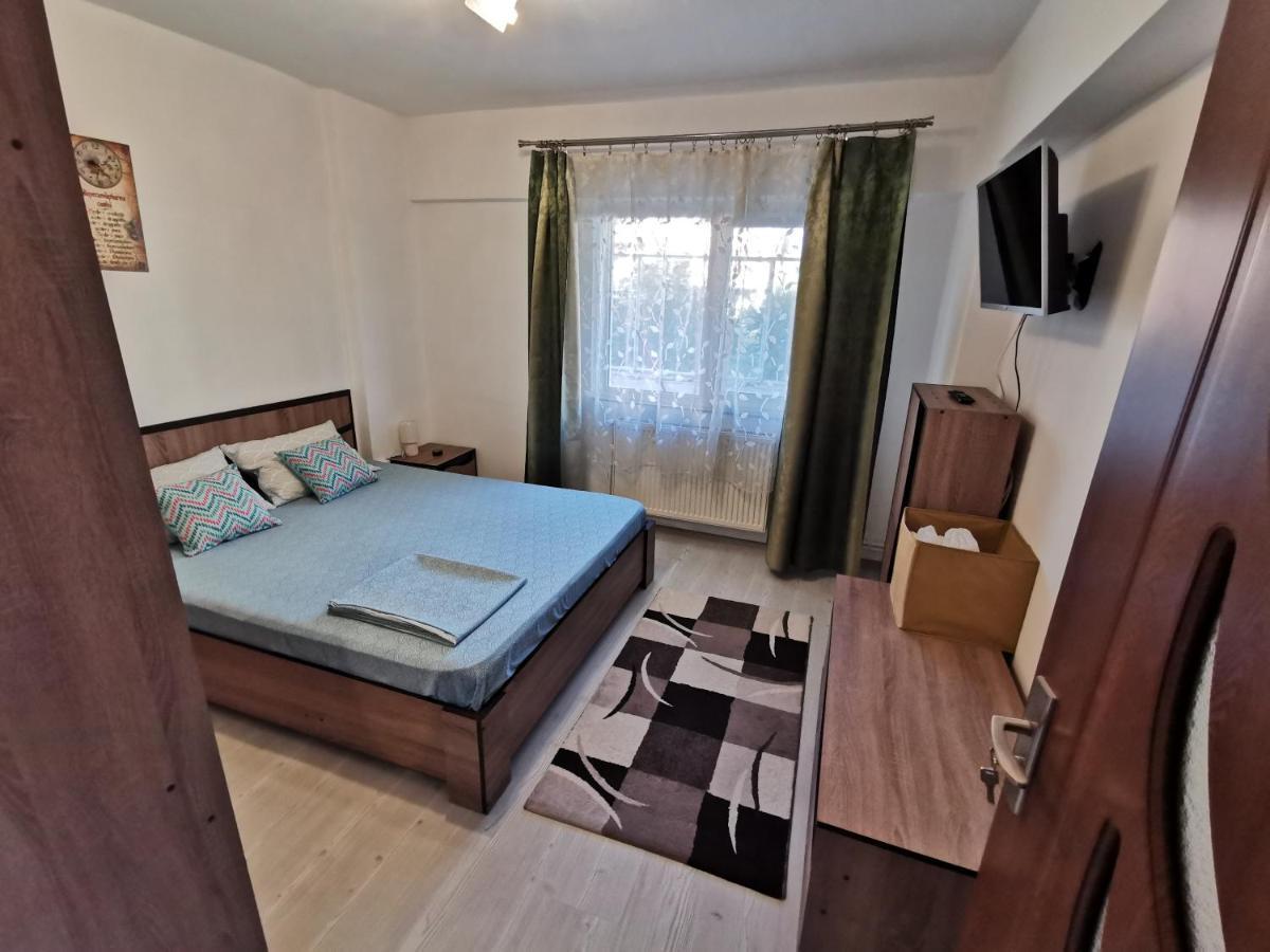 Apartament Vrevents Deva Ngoại thất bức ảnh