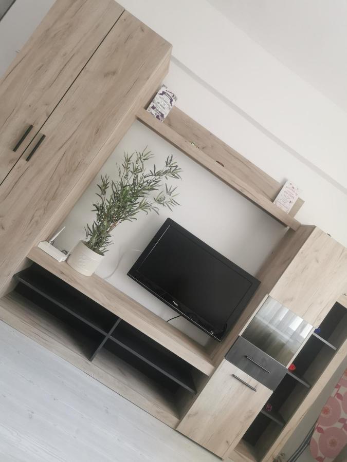 Apartament Vrevents Deva Ngoại thất bức ảnh